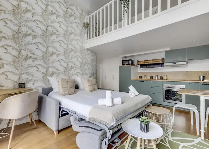 L'etxe - Duplex - Bright & Renovated - By Mon Petit Fare Париж