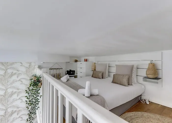 Апартаменты L'etxe - Duplex - Bright & Renovated - By Mon Petit Fare Париж
