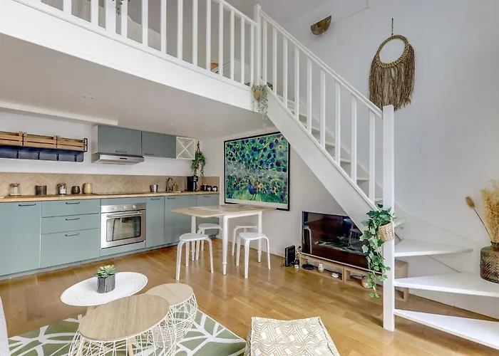 Апартаменты L'etxe - Duplex - Bright & Renovated - By Mon Petit Fare *
